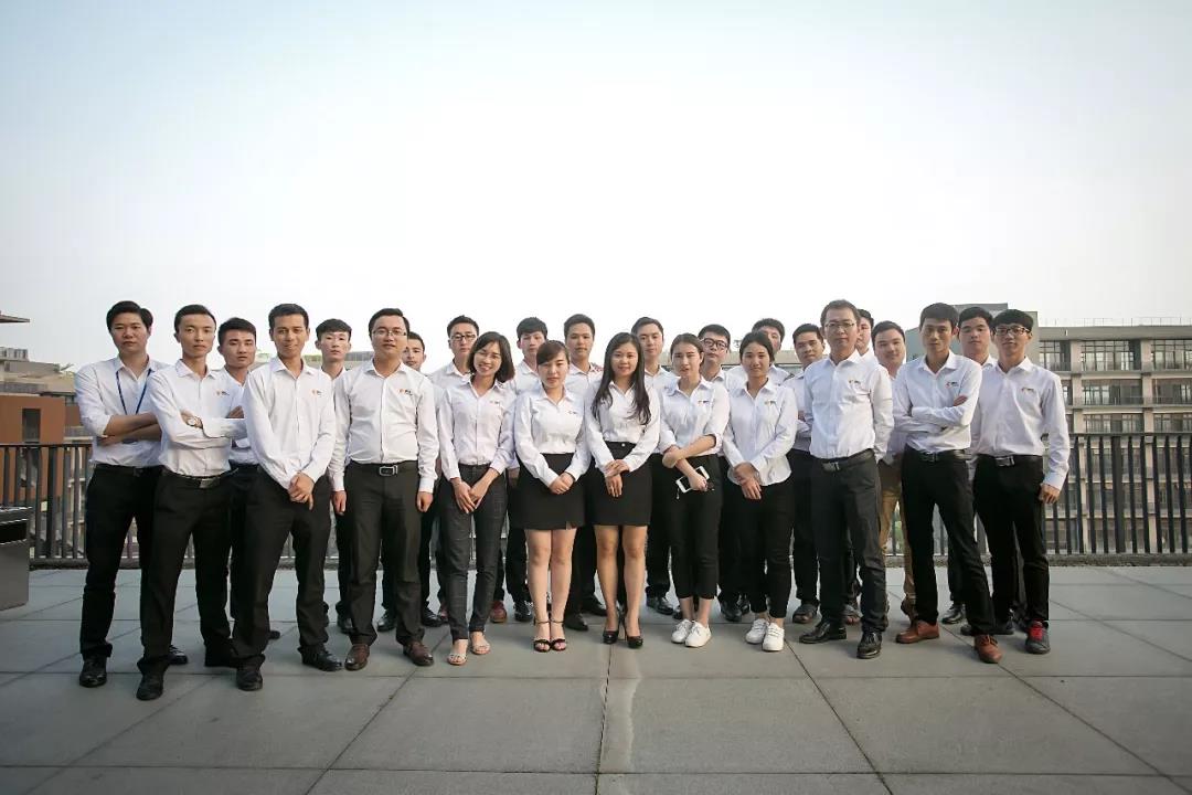 愚人節(jié)，我承認我們輸了。