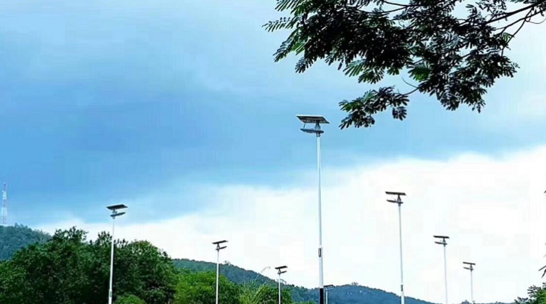 路燈桿為什么要鍍鋅金屬表面？